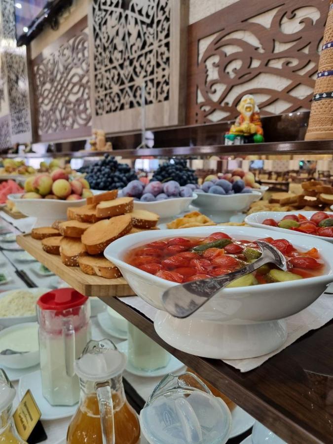 Hotel Asia Bukhara Eksteriør bilde